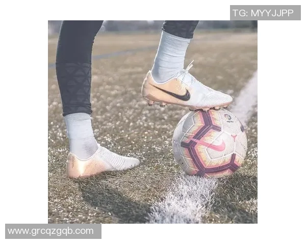 足球明星们最爱的球袜款式揭秘 让你轻松穿出赛场风采 足球明星们最爱的球袜款式揭秘 让你轻松穿出赛场风采