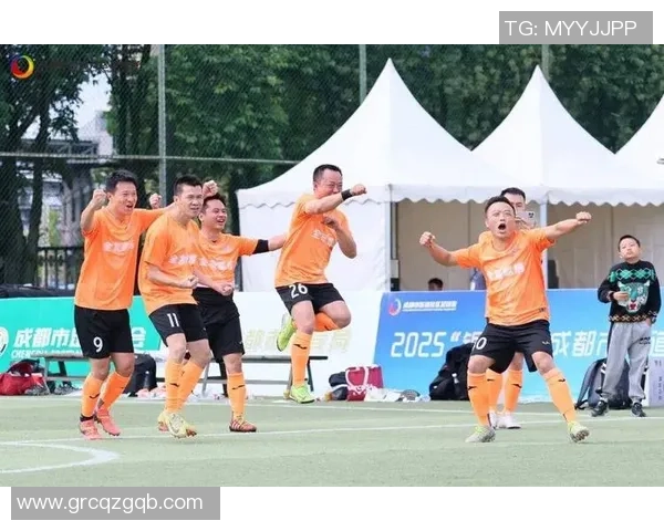 成都业余足球球星的成长之路与草根舞台上的荣耀追逐 成都业余足球球星的成长之路与草根舞台上的荣耀追逐