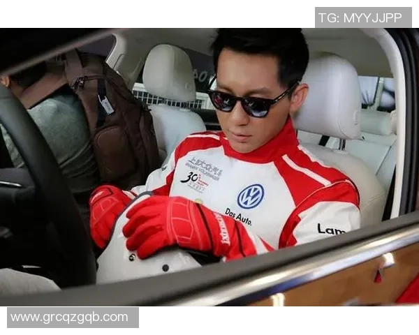 足球巨星与娱乐圈明星跨界合作引领潮流新风尚 足球巨星与娱乐圈明星跨界合作引领潮流新风尚